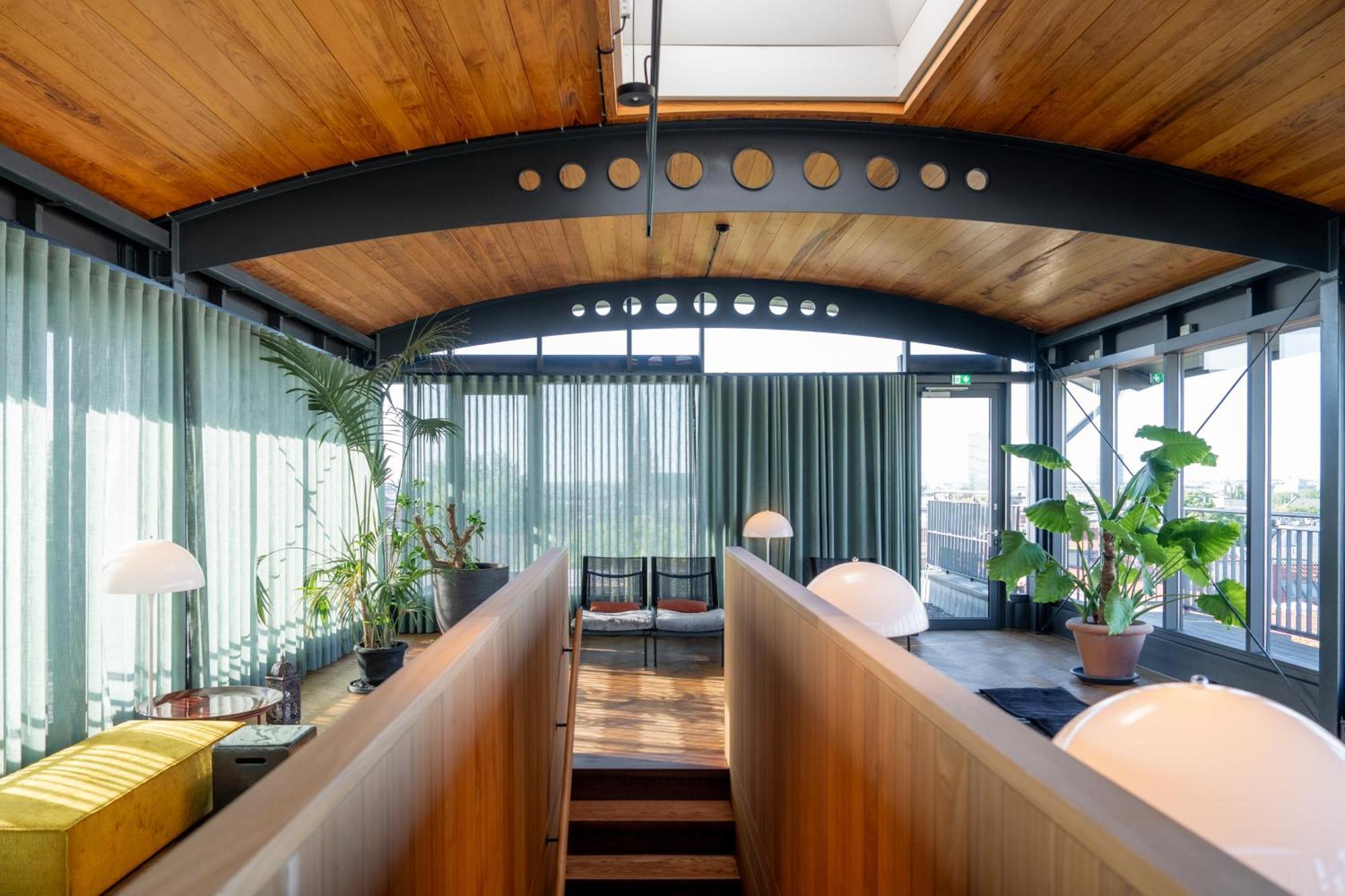 Sly Berlin酒店 外观 照片 Interior of the penthouse